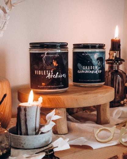 Sojawachskerze - Violet's Archives - 210 g
