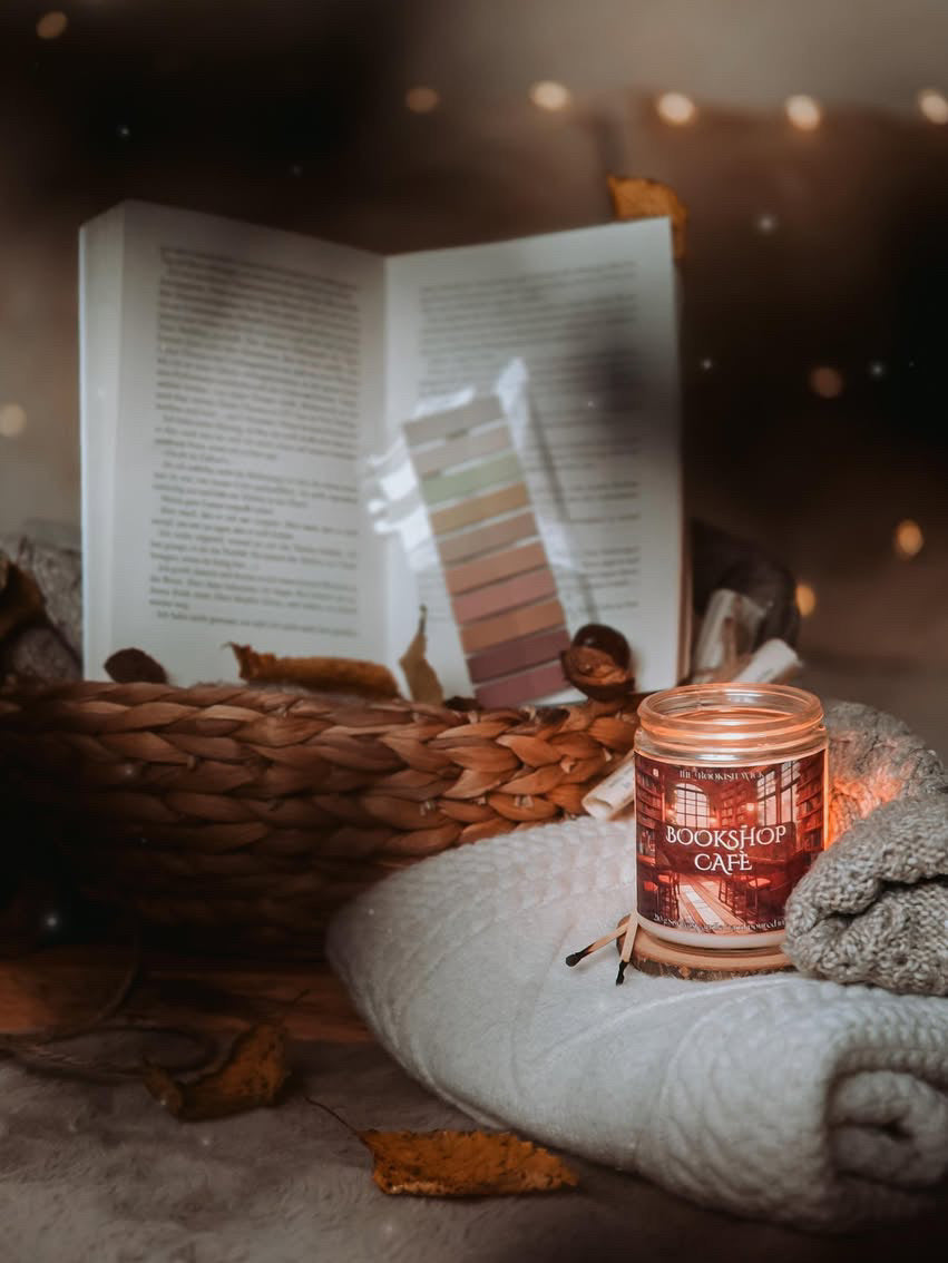 Sojawachskerze - Bookshop Café - 210 g